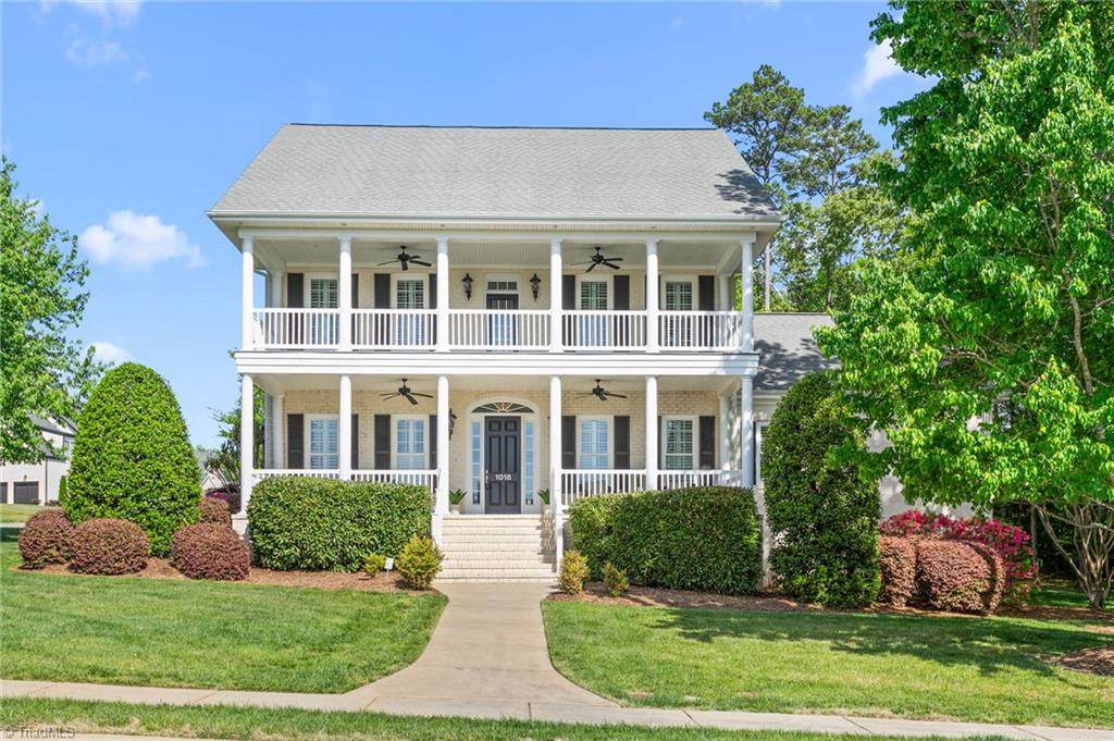 1018 Lochshire Drive - Photo 1