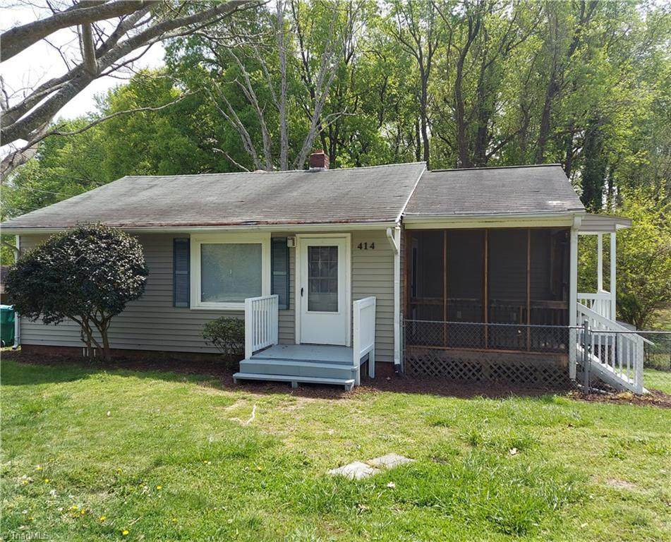 414 Peachtree Drive - Photo 1