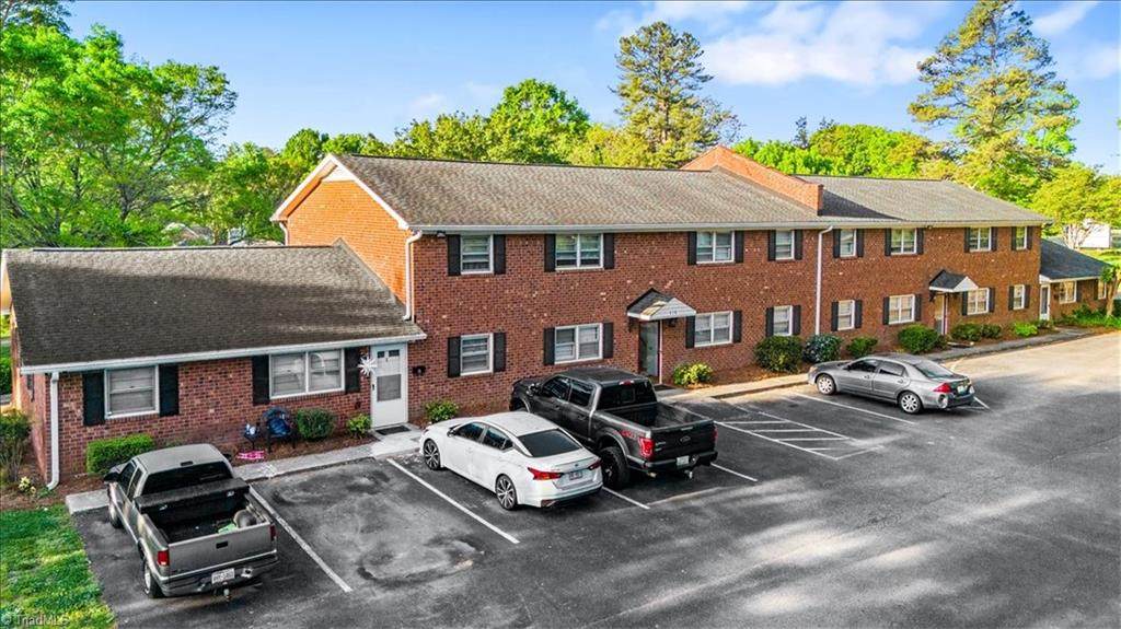 110 Hedgecock Avenue - Photo 1