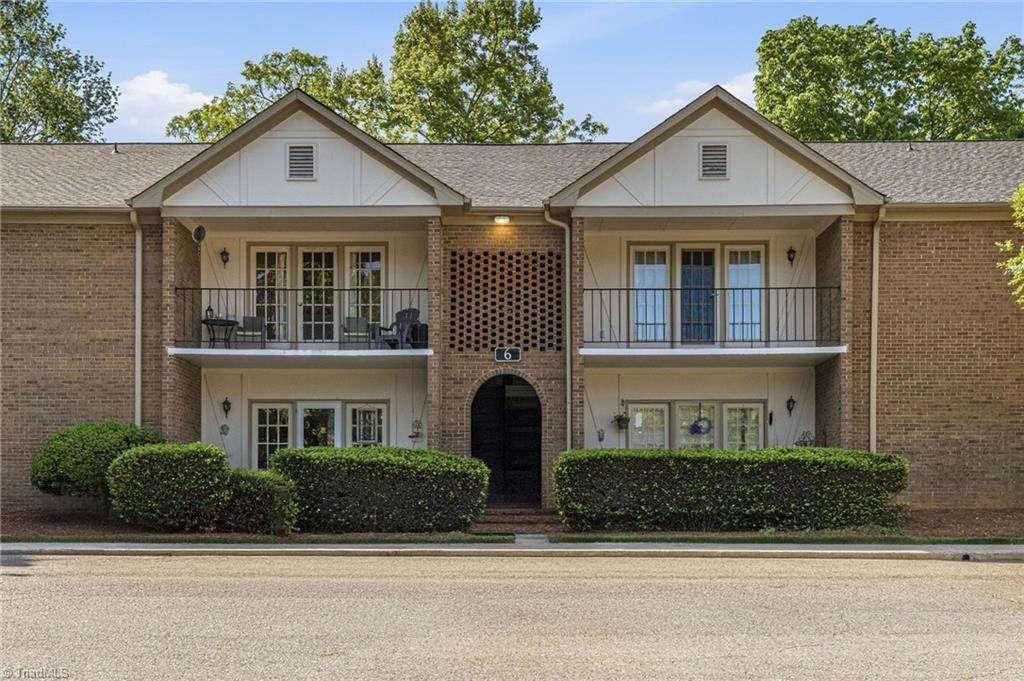 6 Fountain View Circle - Photo 1