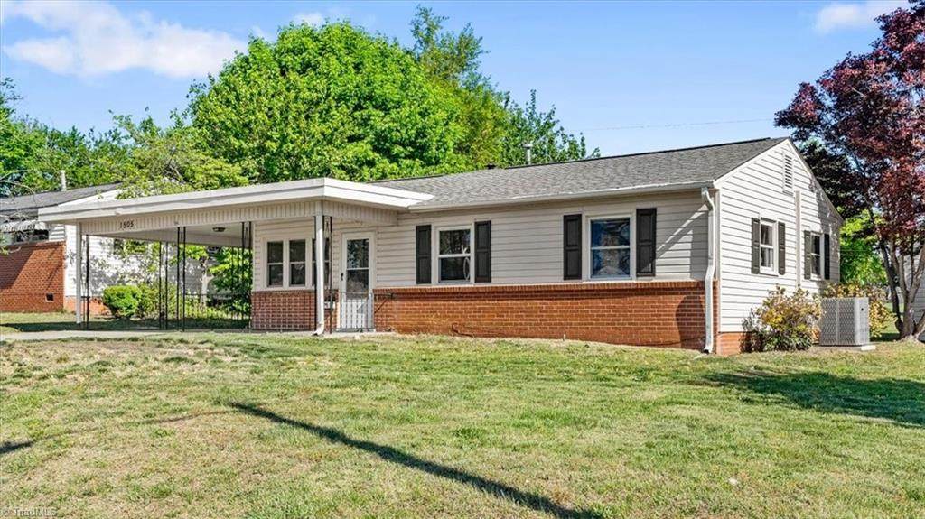 1505 20th Street - Photo 1