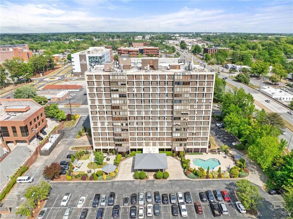 1101 Elm Street - Photo 1