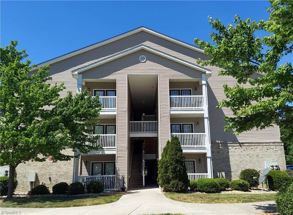 7108 Friendly Avenue - Photo 1