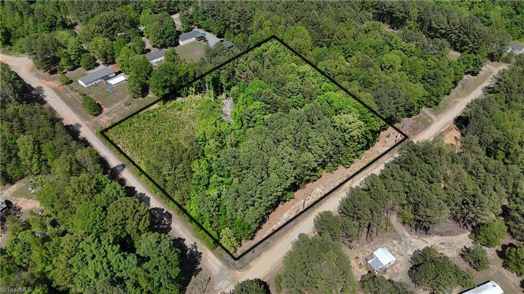 00 Woodwinds Drive - Photo 1