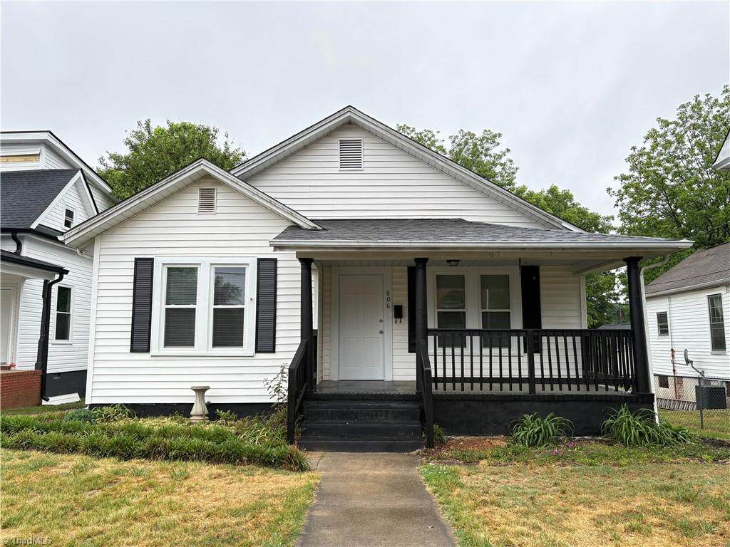 606 Montgomery Street - Photo 1