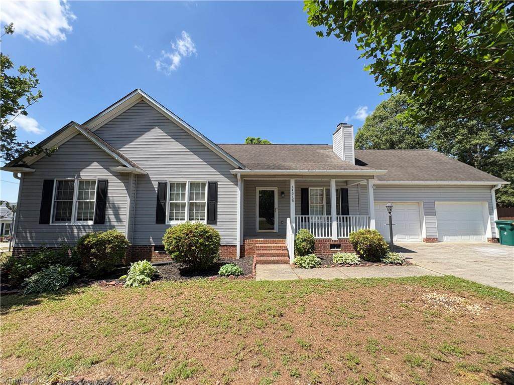 6401 Friendship Ledford Road - Photo 1