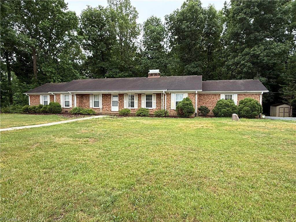 1022 Sheraton Park Road - Photo 1