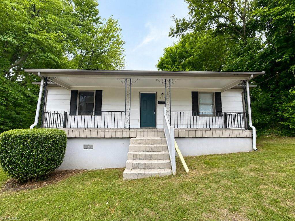 812 Broad Street - Photo 1
