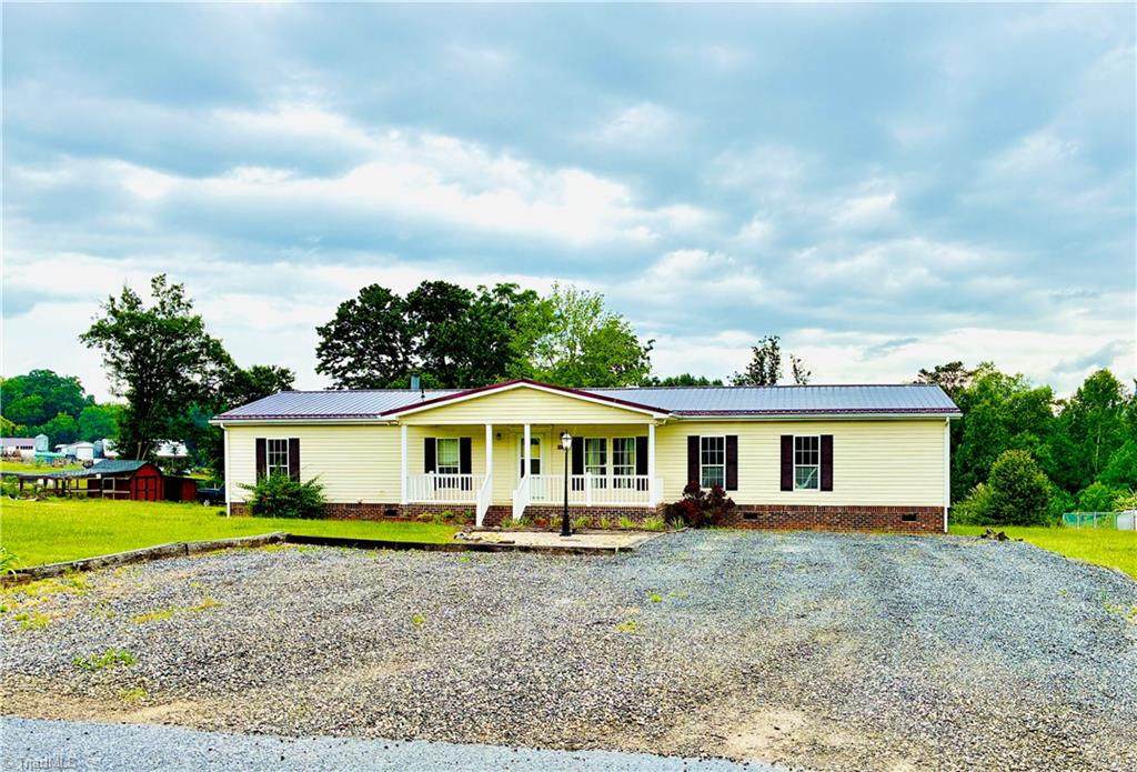 185 Mountain Dale Drive - Photo 1