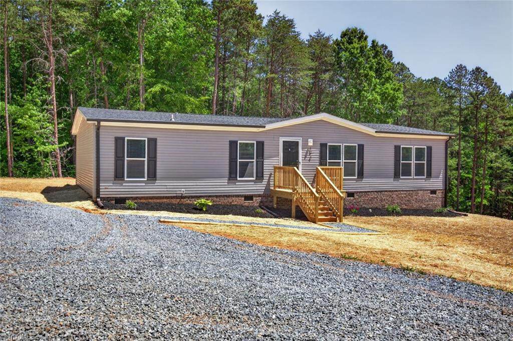 194 Harvick Lane - Photo 1