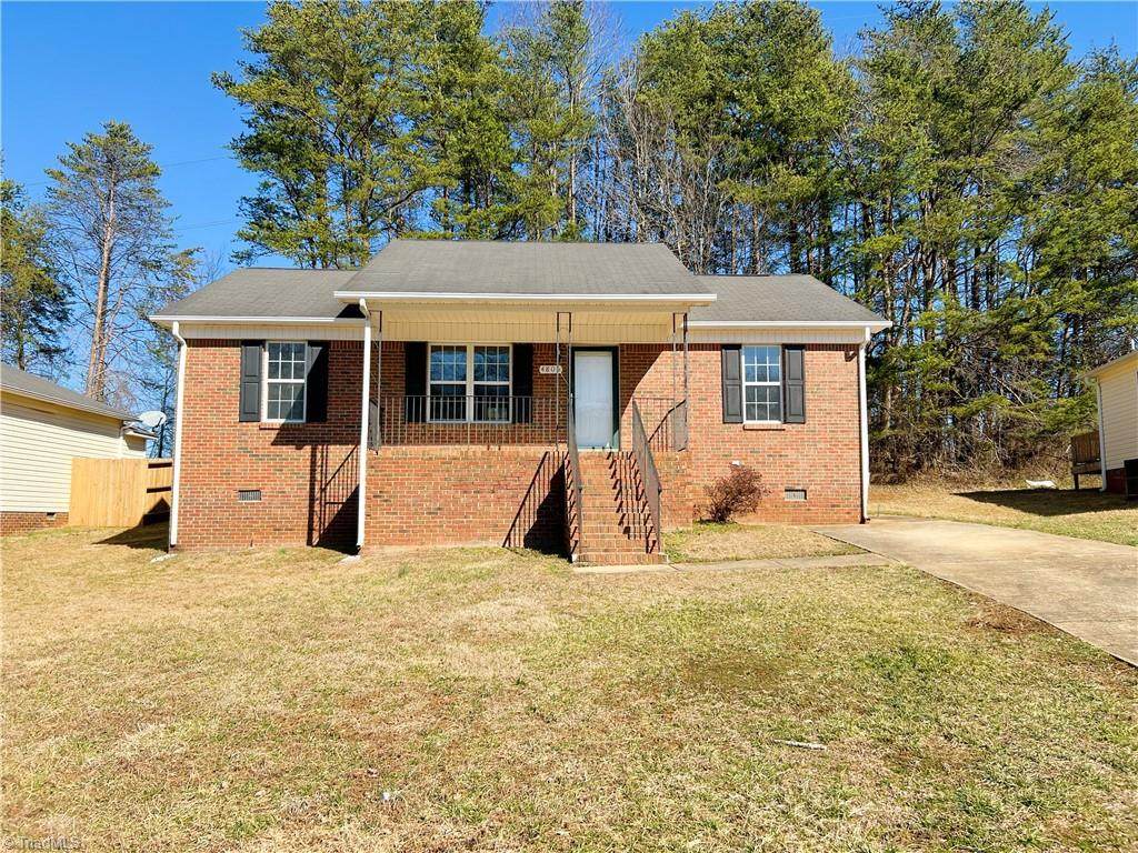 4806 Shady Pine Drive - Photo 1