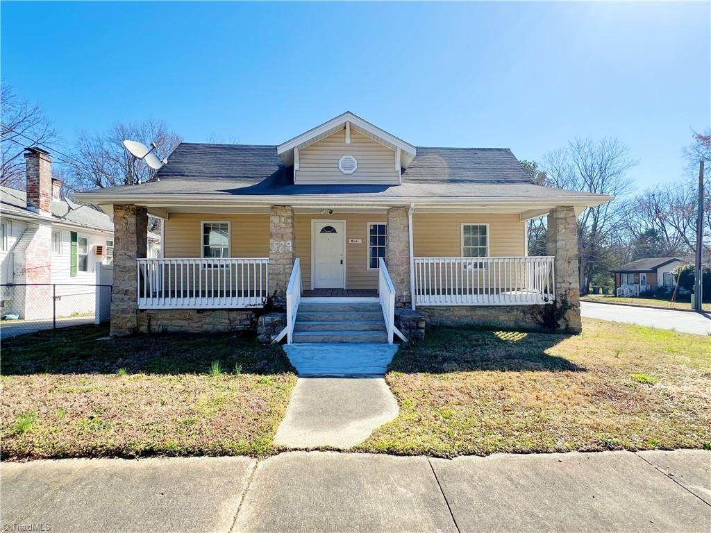 829 Dillard Street - Photo 1