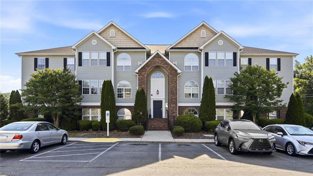 3771 Holmes Creek Place - Photo 1