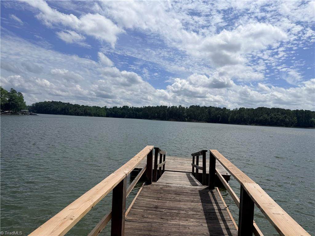 830 Mainsail Road - Photo 1