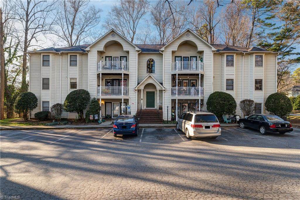 5934 Friendly Avenue - Photo 1
