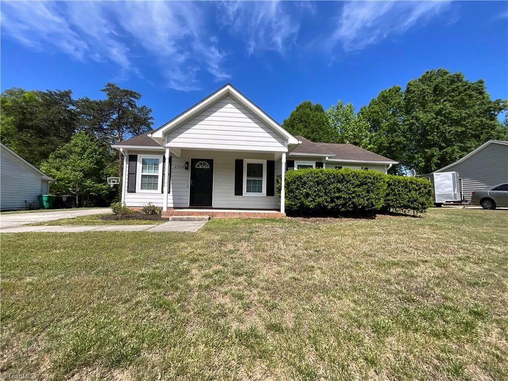 2709 Ingleside Drive - Photo 1
