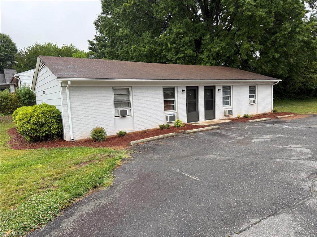2123 Hollyrood Street - Photo 1