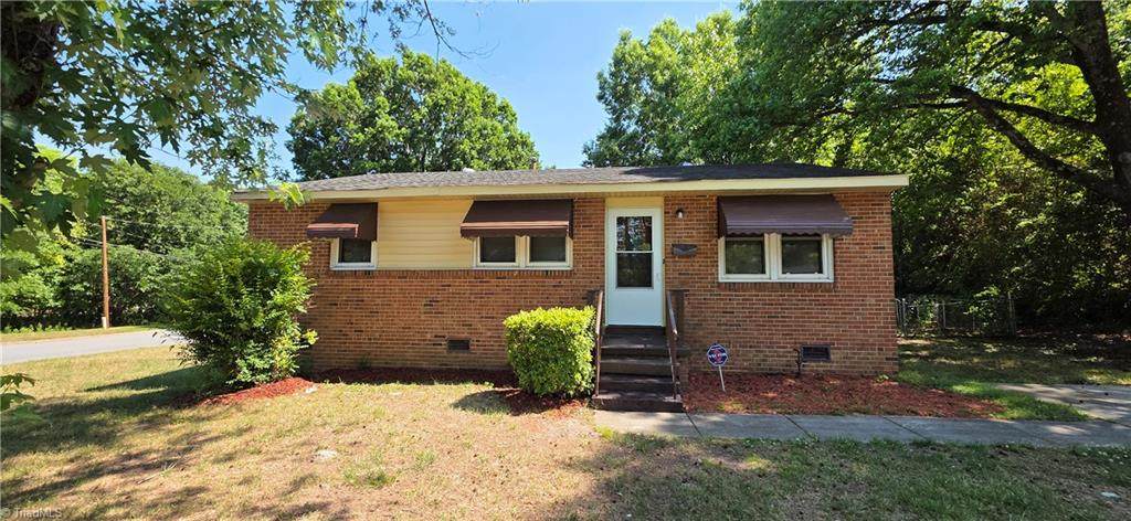 2206 Bothwell Street - Photo 1