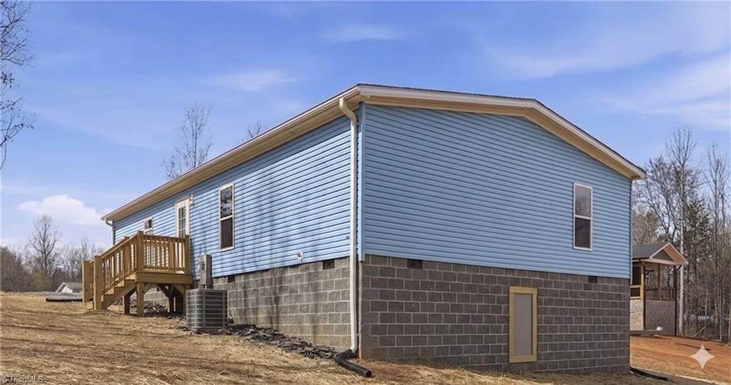 103 Maple Glen Court - Photo 1