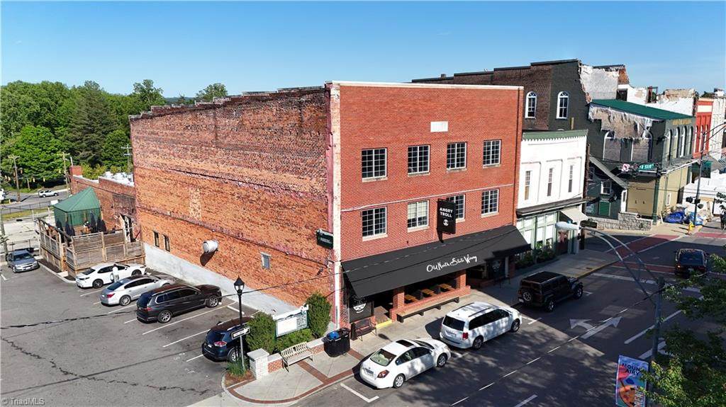 308 Main Street - Photo 1