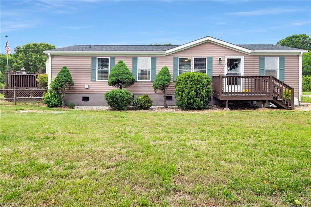1677 Jennings Road - Photo 1