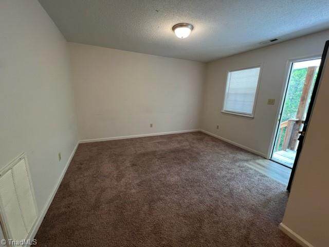 220 Pitts Street - Photo 1