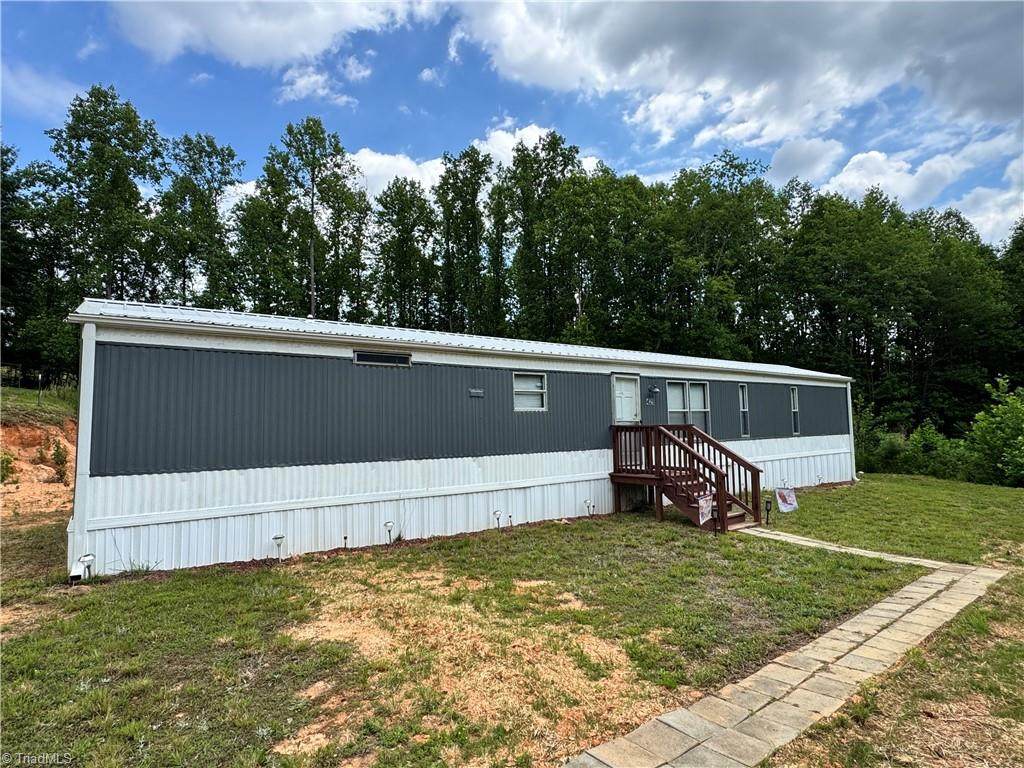 429 Wayne Marshall Road - Photo 1
