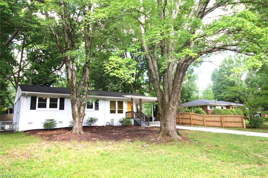 2904 Shamrock Drive - Photo 1