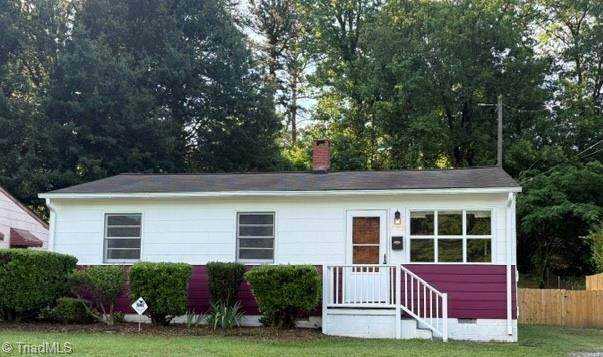 1012 Meadowbrook Boulevard - Photo 1