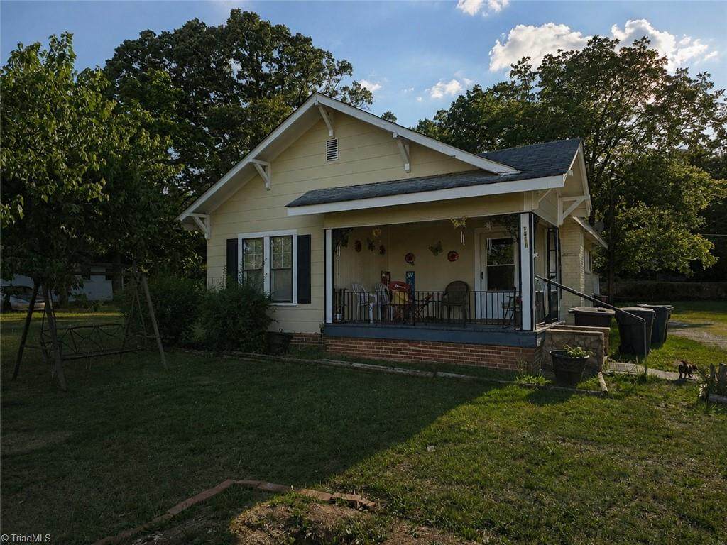 2200 Veasley Street - Photo 1