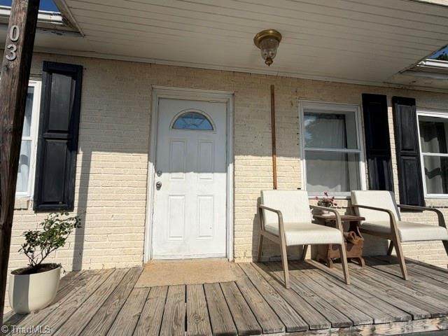 303 Aycock Street - Photo 1