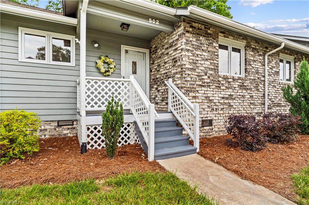502 Wellington Hills Circle - Photo 1