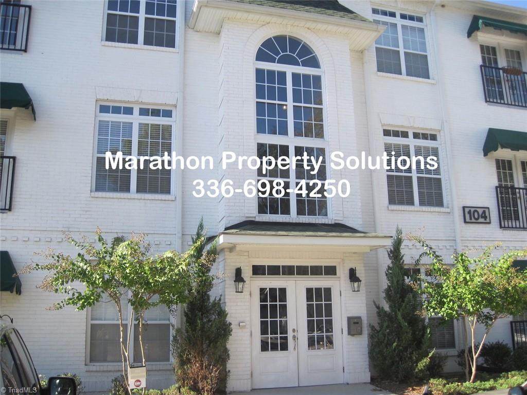 104 Sunset Circle - Photo 1