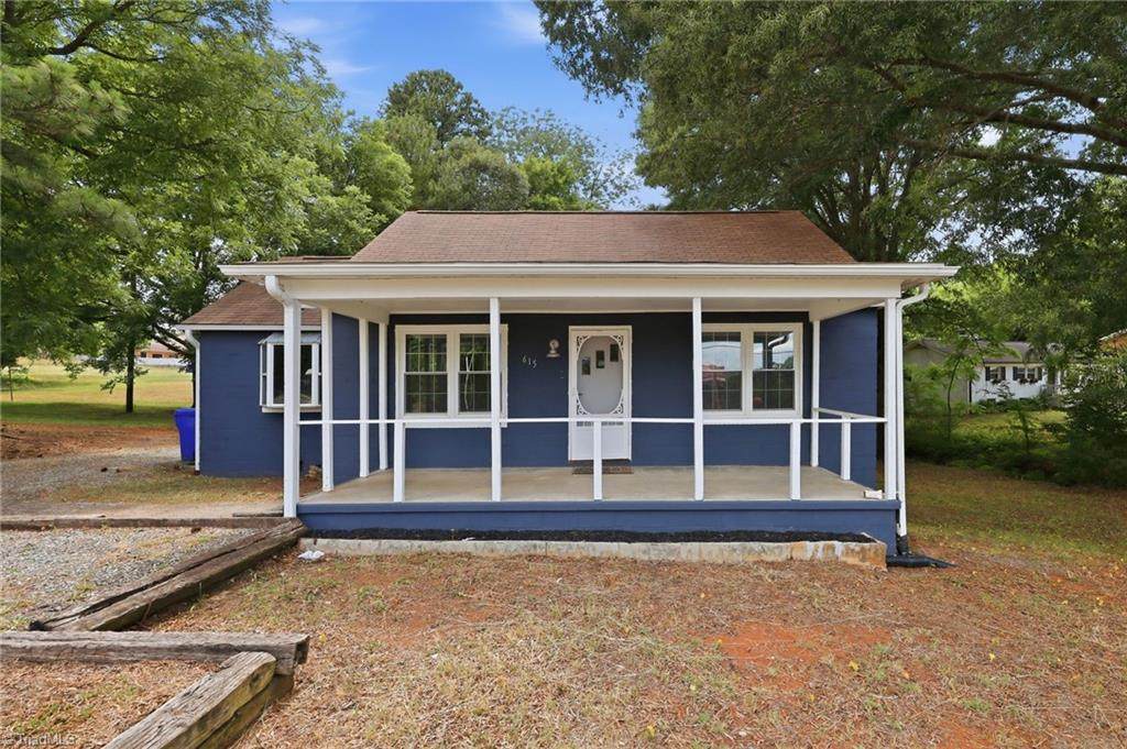 615 Churton Street - Photo 1