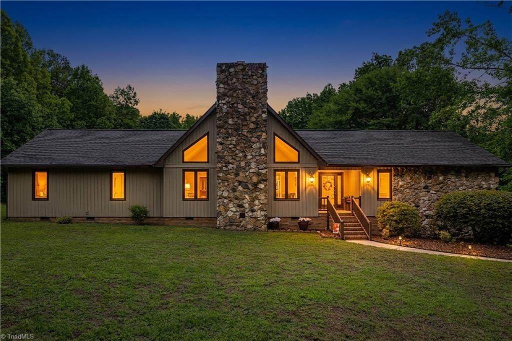 3505 Ivey Lane - Photo 1