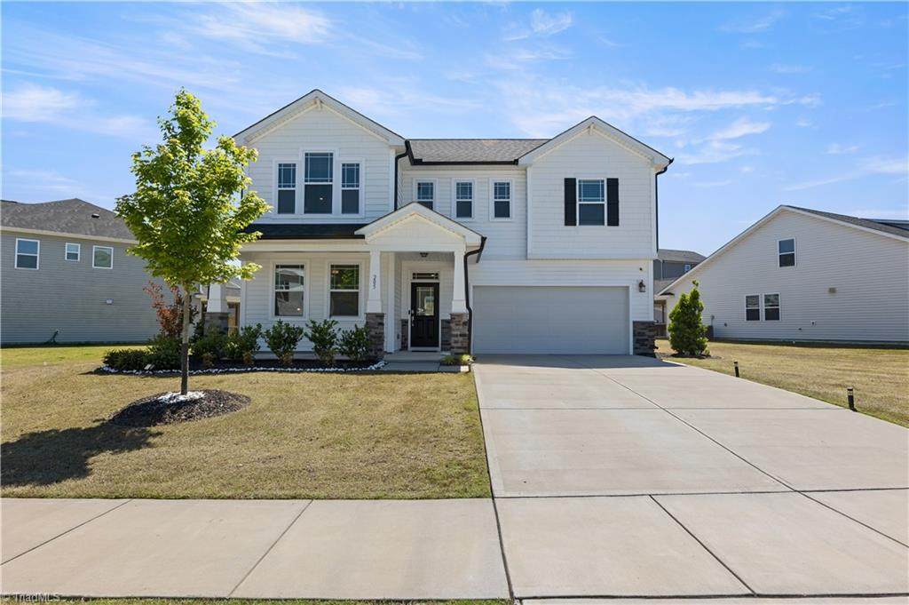 205 Mallard Loop Drive - Photo 1