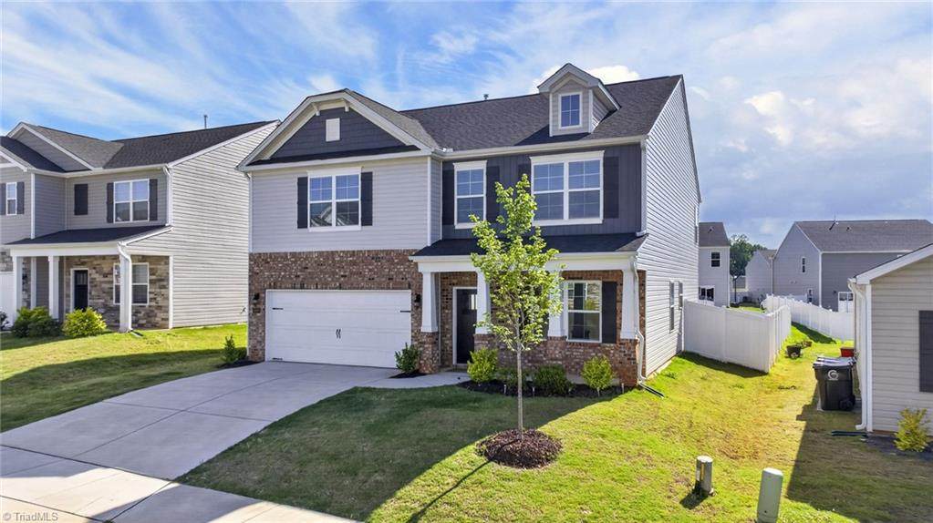 3208 Highlander Point - Photo 1