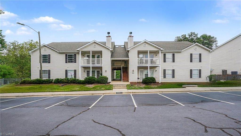 7121 Friendly Avenue - Photo 1