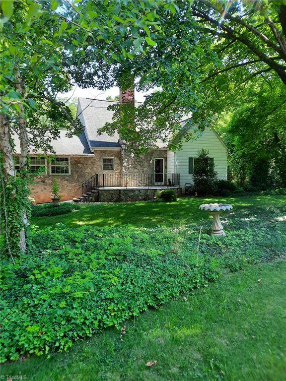 5810 Woodcliff Drive - Photo 1