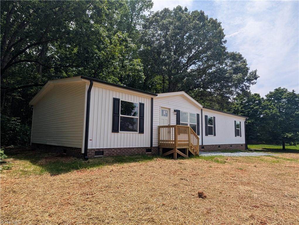 12402 Linwood Southmont Road - Photo 1
