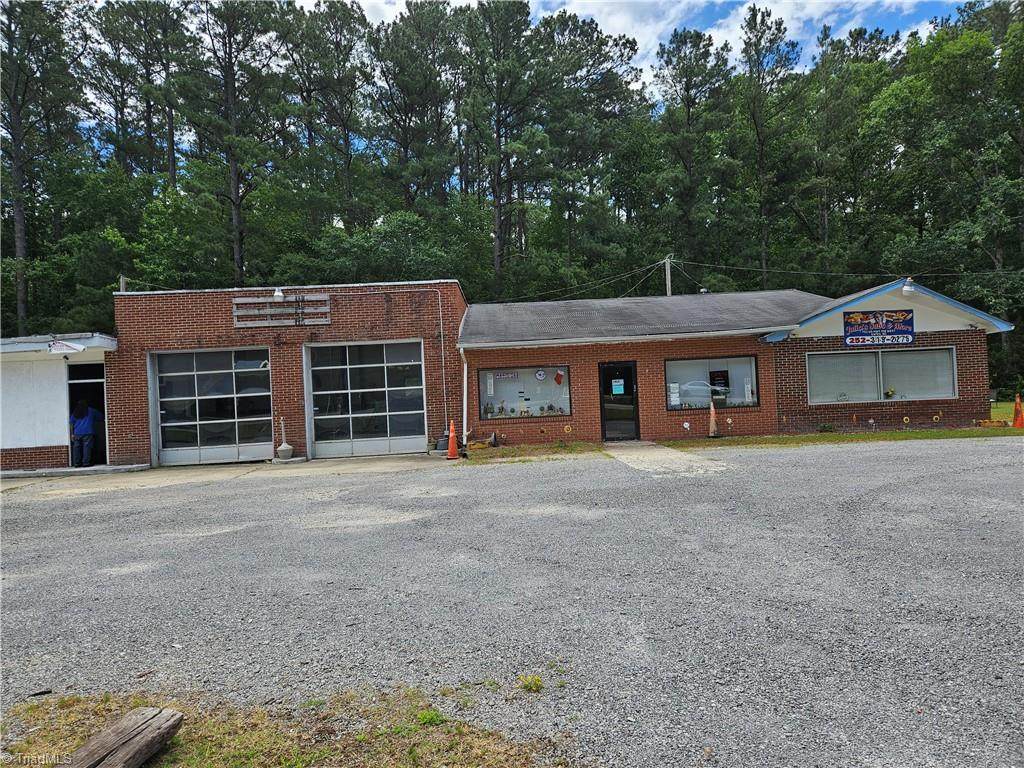 702 Us Highway 158 - Photo 1