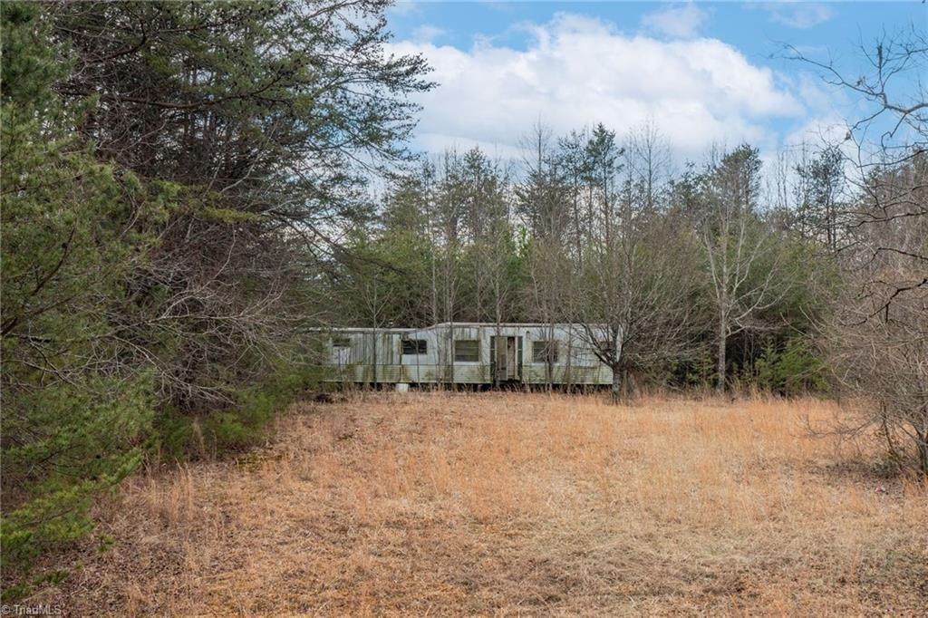 318 Wayne Marshall Road - Photo 1