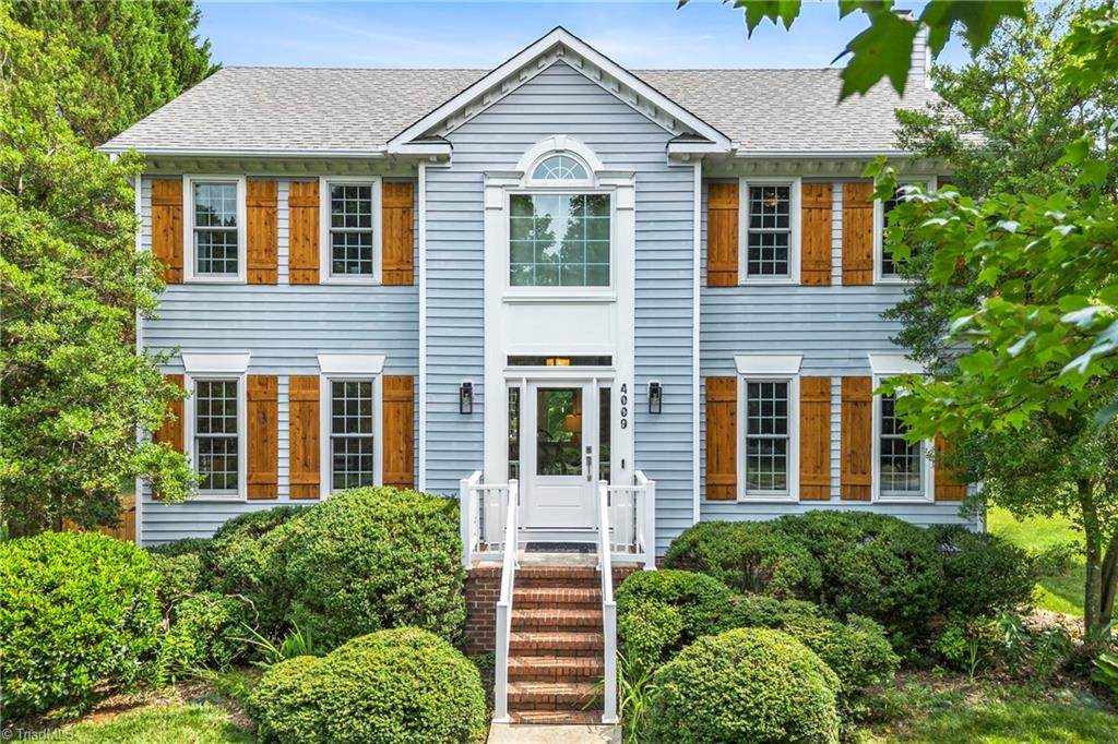 4009 Clarendon Avenue - Photo 1