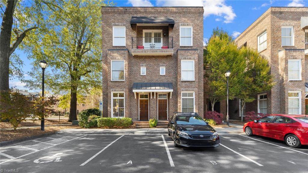622 Elm Street - Photo 1