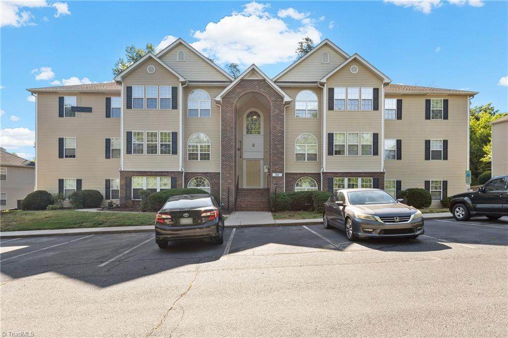 633 Ivy Glen Drive - Photo 1
