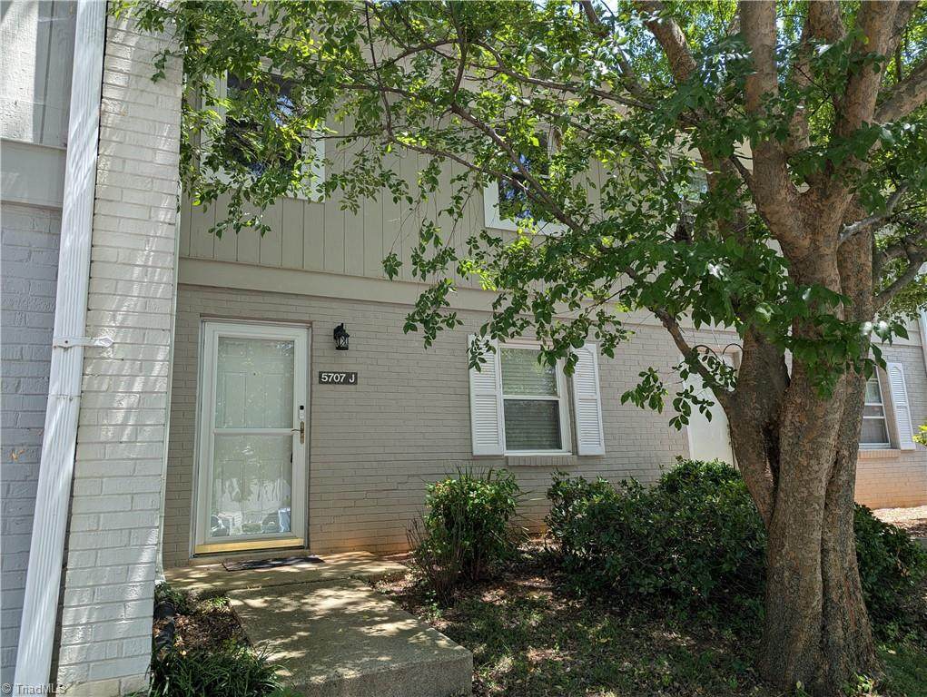 5707 Bramblegate Road - Photo 1