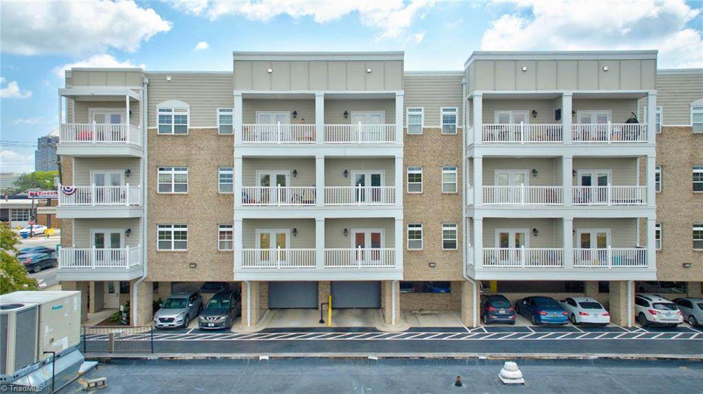 605 Market Street - Photo 1