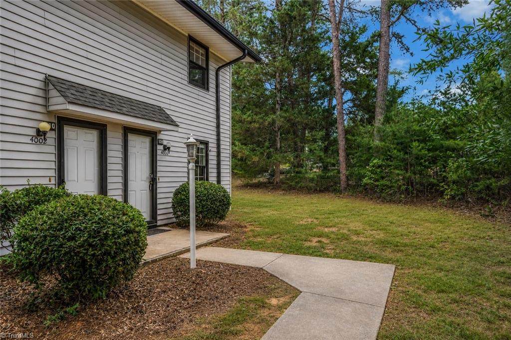 4000 Bend Drive - Photo 1