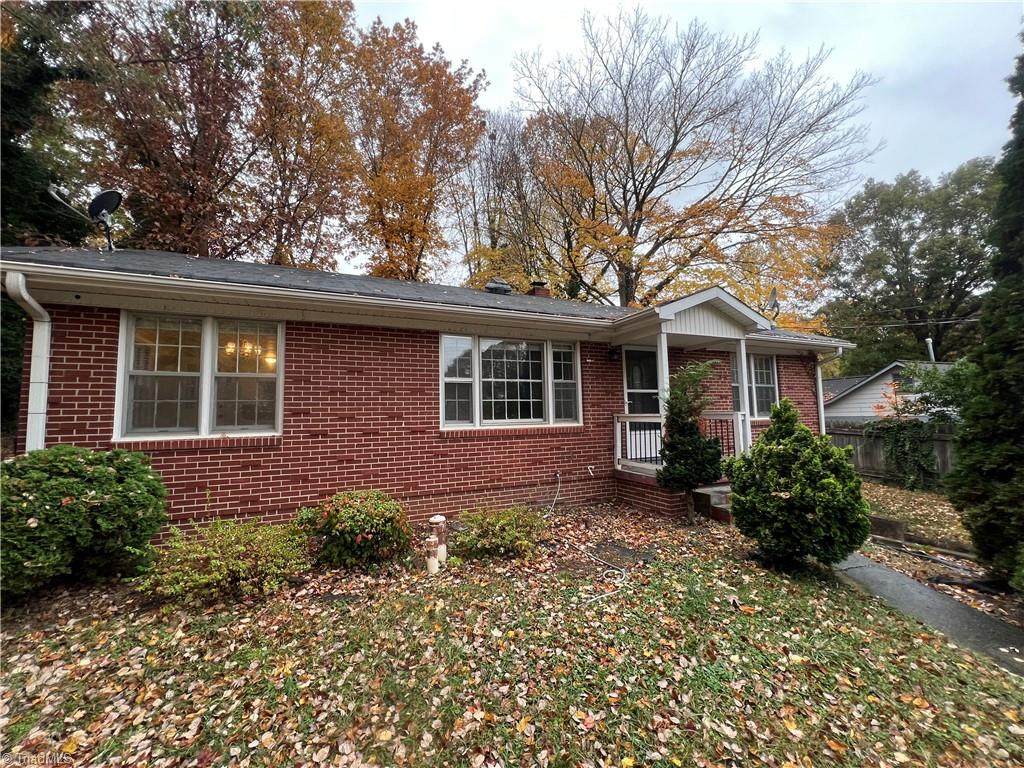 1184 Lamont Drive - Photo 1