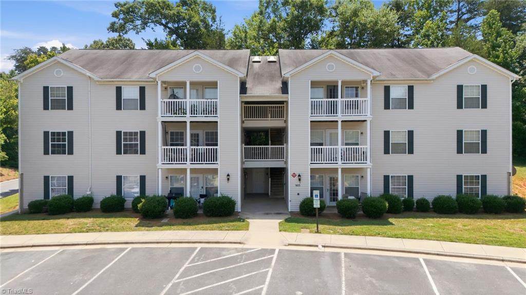 903 Hanahan Court - Photo 1